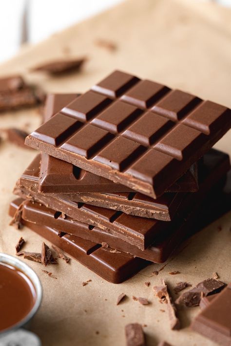 Milk Chocolate Recipe, Vegan Milk Chocolate, Milk Chocolate Recipes, Coconut Milk Chocolate, Milka Chocolate, Vegan Chocolate Recipes, Vegan Chocolate Bars, Fruit And Nut Bars, Cacao Butter