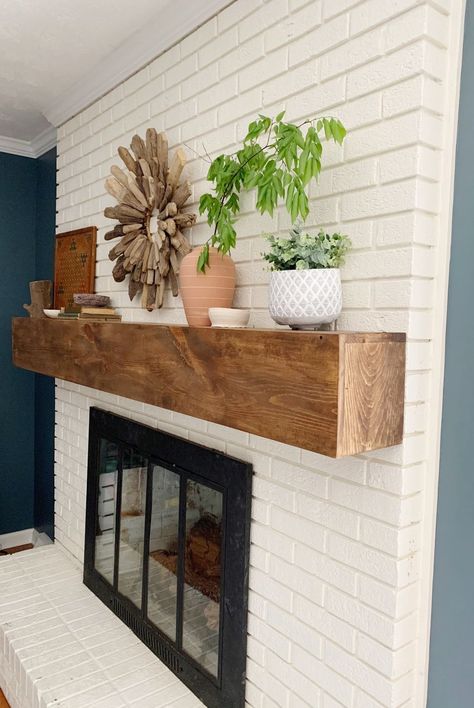 Diy Wood Mantle, Rustic Fireplace Mantle, Diy Mantle, Calligraphy Diy, Diy Fireplace Mantle, Wood Mantle Fireplace, Rustic Mantle, Diy Mantel, Wooden Mantle