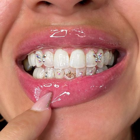 Pretty Teeth, Dental Jewelry, Grillz Teeth, Tooth Charm, Grills Teeth, Tooth Gem, Teeth Jewelry, Spray Tanning, Mini Tattoos