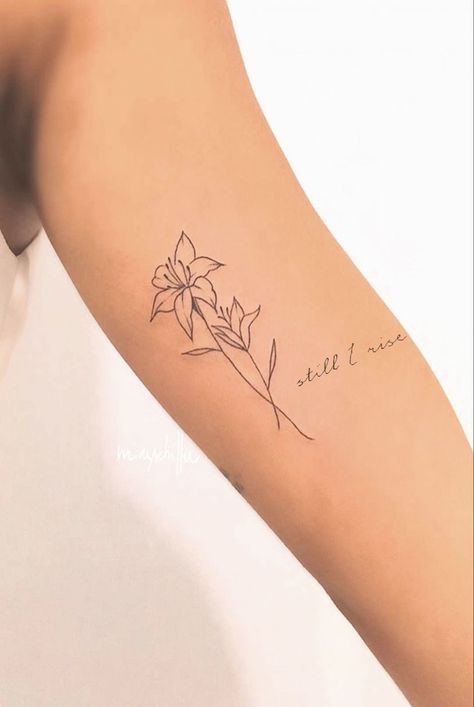 Small Lily Tattoo, Zwilling Tattoo, Tiger Lily Tattoos, Water Lily Tattoos, Lillies Tattoo, Lily Tattoo Design, Lily Flower Tattoos, Daffodil Tattoo, Petite Tattoos