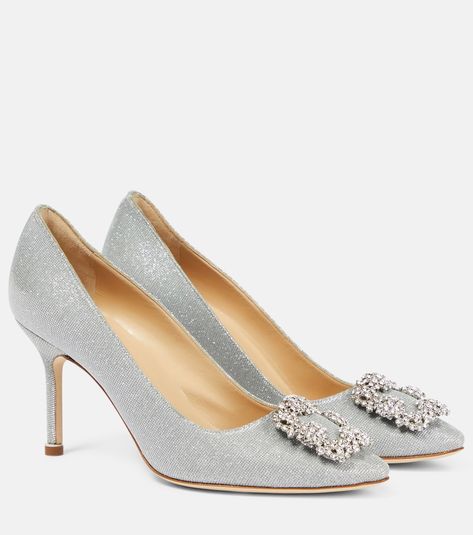 Expensive High Heels, Manolo Blahnik Maysale, Spring Sunglasses, Manolo Blahnik Pumps, Manolo Blahnik Hangisi, Expensive Shoes, Velvet Pumps, Glitter Pumps, Crystal Heels