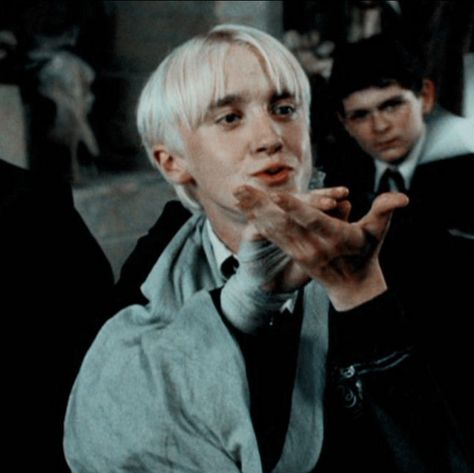 prisoner of azkaban on Spotify Drako Malfoy, Imprimibles Harry Potter, Draco Malfoy Hot, Glume Harry Potter, Tapeta Harry Potter, Draco Malfoy Aesthetic, Harry Potter Icons, Tom Felton Draco Malfoy, Images Harry Potter