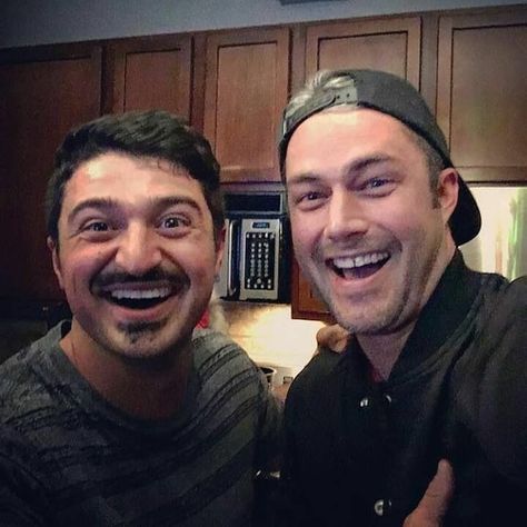 Chicago Fire - Germany on Instagram: “Yuri & Taylor 😄 ❤ #chicagofire #chicagofiregermany #throwback #tb #wolfentertainment #nbc #yurisardarov #otis #brianzvonecek #taylorkinney…” Otis Chicago Fire, Yuri Sardarov, Chicago Fire Dawsey, Chicago Crossover, Taylor Kinney Chicago Fire, One Chicago, Chicago Fire Department, Gotham Villains, Best Friend Couples