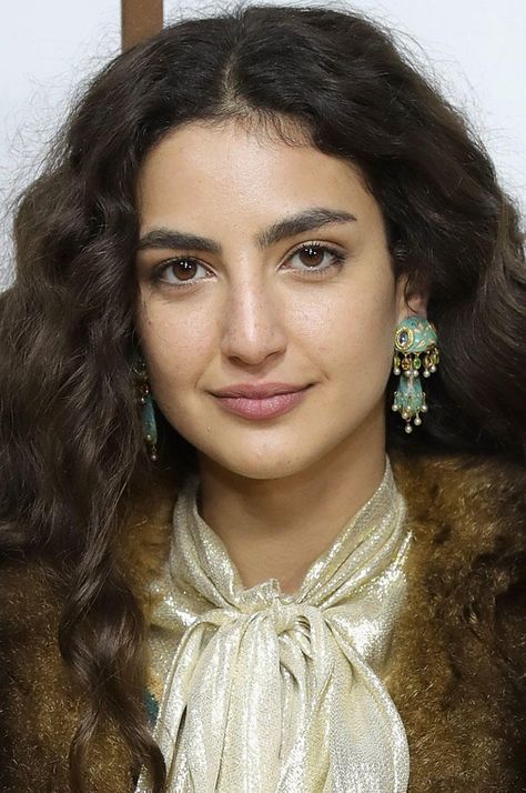 Medalion Rahimi during the 2017 Sundance Film Festival. Medallion Rahimi, Medalion Rahimi, Arab Beauty, Female Character Inspiration, Blonde Girl, Beauty Face, Woman Face, Pretty Face, Pretty Woman