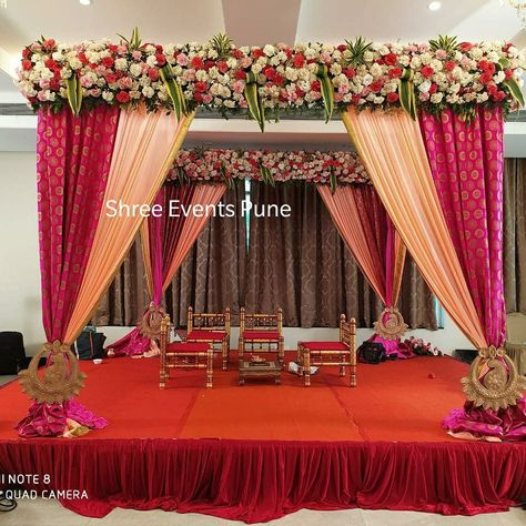 Indoor Vidhi Mandap, Mandap Design Indoor, Vidhi Decoration, Wedding Mandap Indoor, Vidhi Mandap Decor, Vidhi Mandap, Mandap Decoration, Indoor Wedding Decorations, Haldi Decoration