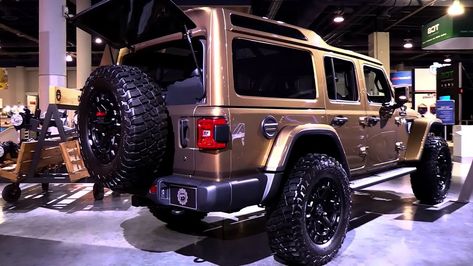 2023 Jeep Wrangler, Jeep Wrangler Interior, Hors Route, Mobile Office, Jeep Cars, New 2023, Cool Trucks, Land Rover Defender, Hot Cars