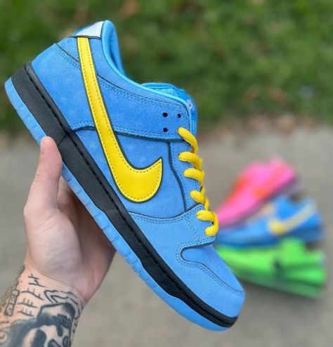 After months of anticipation, Nike SB’s collection with The Powerpuff Girls franchise has finally gotten a proper release date. Select skate shops across the globe are scheduled to launch their pairs of the Blossom, Bubbles, and Buttercup Dunk Lows on December 14th. A wider Nike SNKRS app release is expected to take place on December 15th. Dunk Collection, Bubbles And Buttercup, Blossom Bubbles And Buttercup, Dunk Lows, Nike Snkrs, The Powerpuff Girls, The Powerpuff, Nike Sb Dunk, Mens Nike Shoes