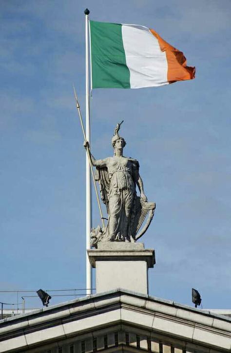 Irish Aesthetic, Grace O'malley, Irish Architecture, Gap Year Travel, Celtic Nations, Battle Flag, Belfast City, Irish Landscape, Ireland Flag