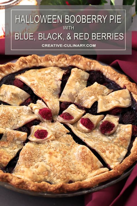 A simple revision to a great mixed berry pie results in the Boo Berry Halloween Pie; all it takes is a unique placement of top crust with pastry and berry 'fingers' to achieve this slightly spooky pie. Spooky Pie, Spooky Swamp, Halloween Pie, Berry Pie Recipe, Salty Desserts, Blueberries And Raspberries, Boo Berry, Mixed Berry Pie, Verde Chicken