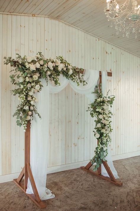 Wedding Decor Ideas Greenery, Wedding Arches Greenery, Wedding Arch Eucalyptus Garland, Wedding Arch Ideas Eucalyptus, Wedding Arbor Ideas Greenery, Square Wedding Arch Decor, Arbor Arrangement Wedding, Rustic Wedding White Flowers, Square Backdrop Wedding