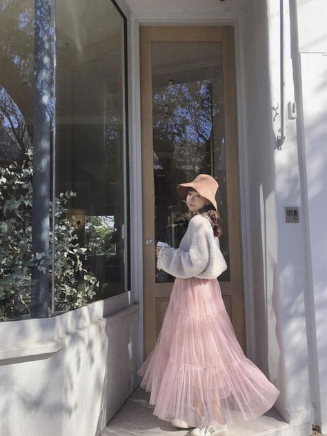 Tulle Skirt Aesthetic, Korean Fashion Aesthetic, Sport Skirt, Skirt Aesthetic, Trip Outfit, Trip Outfits, Sports Skirts, Layering Outfits, Fashion Aesthetic