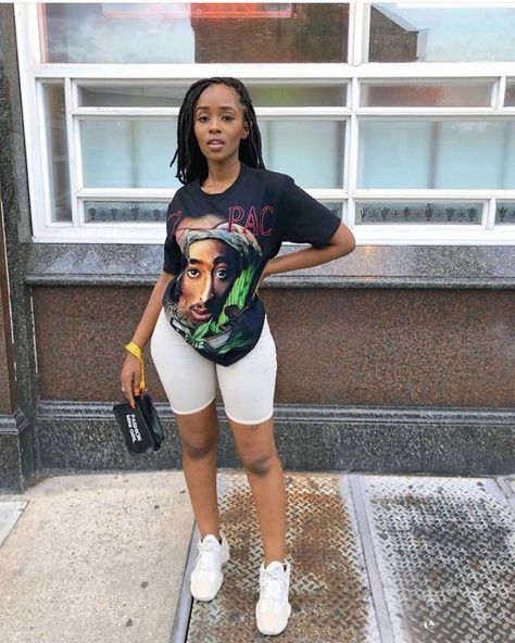 pinterest : @kjvougee ‘ 🖤 follow for more poppin’ pins! 🧞‍♂️ #chilloutfits 🦋 Tupac Shirt Outfit, Tupac Shirt, 2021 Outfits, Slay Outfits, Fashion Goals, Chill Fits, Mom Stuff, Girl Celebrities, Chill Outfits