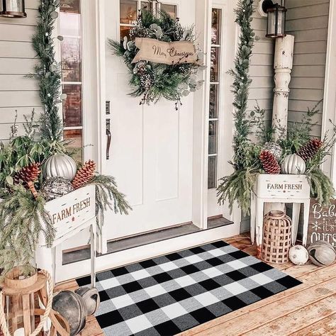 Plaid Bathroom, Patio Bathroom, Plaid Area Rug, Plaid Rug, Farmhouse Entryway, Porch Rug, Farmhouse Front Porches, Layered Rugs, Front Door Mats