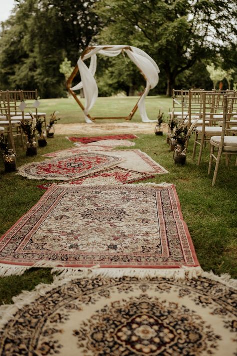 Wedding Carpet Ideas, Wedding Alter Rugs, Rugs For Walking Down The Aisle, Outdoor Wedding Aisle Rugs, Rugs In Wedding, Rug At Wedding Ceremony, Carpet Walkway Wedding, Vintage Rugs Wedding Aisle Runners, Wedding Aisle Rugs Boho