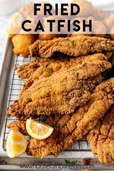 Fry Catfish, Pan Fried Catfish, Fried Catfish Recipe, Catfish Dinner, Fried Catfish Recipes, Louisiana Fish Fry, Catfish Recipe, Southern Fried Catfish, Fish Breading