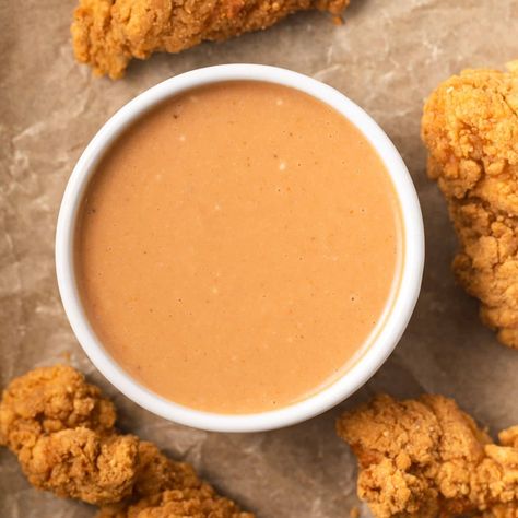 Sweet and tangy Chicken Nugget Dipping Sauce that is perfect for serving with your favorite chicken nuggets. With just 5 simple ingredients you can have this Chic-Fil-A Copycat Chicken Nugget Sauce in no time. Chicken Nugget Sauce, Nugget Dipping Sauce, Nugget Sauce, Chicken Nugget Dipping Sauce, Chicken Nuggets Sauce, Homemade Coleslaw Dressing, Mumbo Sauce, Taco Sauce Recipes, Tangy Chicken