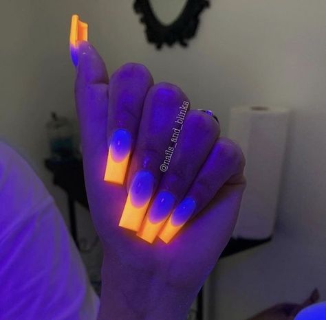 Dark French Tip Nails, Glow In The Dark Nails, Dark Nail Designs, Glow Nails, Pearl Nails, Tip Nails, Dark Nails, Orange Nails, French Tip Nails