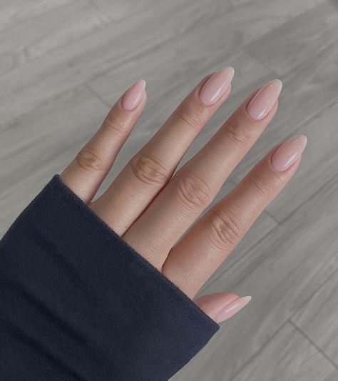 Plain Baby Pink Nails, Simple Baby Pink Nails, Plain Acrylic Nails, Almond Nails Pink, Acrylic Nails Almond Shape, Baby Pink Nails, Plain Nails, Light Pink Nails, Glamour Nails