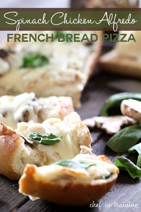 Spinach Chicken Alfredo, Pizza Alfredo, Alfredo Bread, Pizza Spinach, French Pizza, Chicken French, Bread French, Recipe Spinach, Spinach Chicken