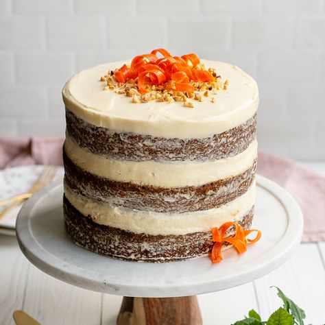 Moist Carrot Cake Recipe, Orange Sponge Cake, Moist Carrot Cake, Recipe With Cream Cheese, Moist Carrot Cakes, Cinnamon Orange, Best Carrot Cake, Sponge Cake Recipes, Cake Mixture