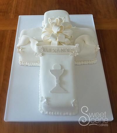 Cross First Communion Cake Boy Communion Cake, Comunion Cake, Bible Cake, Cake Paris, First Holy Communion Cake, Cross Cake, Holy Communion Cakes, Holy Communion Party, Cross Cakes