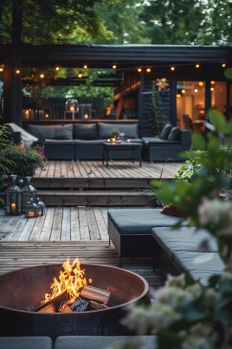 Cozy Deck Ideas with Firepit for Your Home Relaxing Deck Ideas, Fireplace On Deck Outdoor, Fire Pit In Deck, Cozy Deck Ideas, Black Decking Ideas, Patio Firepits, Fire Pit On Wood Deck, Back Deck Ideas, Small Deck Ideas