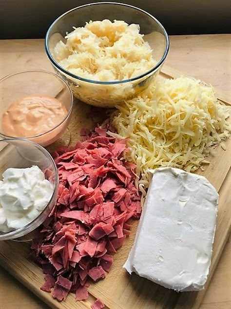 Rueben Dip Crock Pot, Rueben Dip Baked, Rueben Crockpot Dip, Crockpot Reuben Dip Recipe, Crock Pot Reuben Dip, Rueben Dip Slow Cooker, Ruben Dip Recipe, Rubin Dip Recipe, Ruben Dip Crockpot