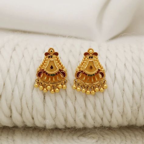 22k gold earrings handmade jewelry made in India Metal is Real Gold Not Filled or Not Gold Plated Metal - Yellow Gold Metal Purity - 22kt Gold Total Length is 2.3 centimeter approx and width is 1.5 centimeter approx weight is 4.68 grams approx. Latest Earrings Design, 22k Gold Earrings, Gold Earrings Indian, Antique Gold Earrings, Bridal Necklace Designs, Black Beads Mangalsutra Design, New Gold Jewellery Designs, Gold Earrings Models, Modern Gold Jewelry