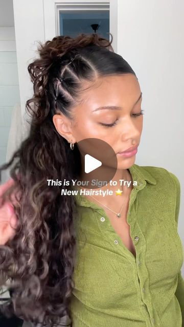 𝐌𝐈𝐊𝐀𝐘𝐋𝐀 on Instagram: "This hairstyle came out WAY better than I thought!!⭐️ Save this for your next hair inspo 🫶🏽 #curlyhairtutorial #hairtutorial #curlyhair" Side Part Hairstyles Half Up Half Down, Cute Slick Back Hairstyles, Cute Curly Hairstyles Short, Baddie Hair Styles, Curly Hair Inspo Hairstyles, Curly Hair For School, Updo Curly Hairstyles, Hair Inspo Hairstyles, Cute Hairstyles For Curly Hair