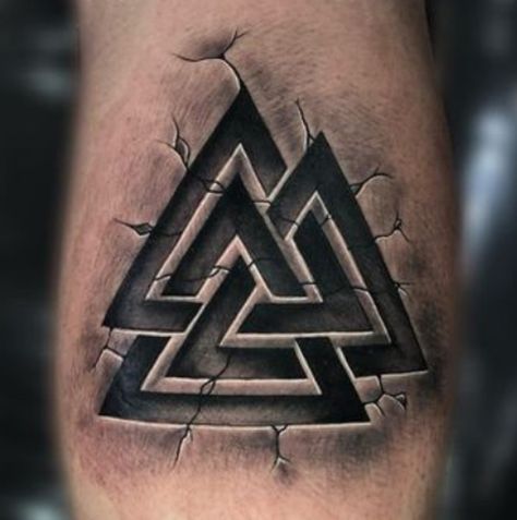 Valknut Tattoo Viking Tattoo - Uniqdon.com Viking Valknut Tattoo, Nordic Arrow Tattoo, Beserkers Vikings Tattoo, Odin Norse Mythology Tattoo, Viking Mythology Tattoos, Nordic Hand Tattoo, Valkyrie Tattoo Symbols, Shieldmaiden Tattoo, Viking Style Tattoo