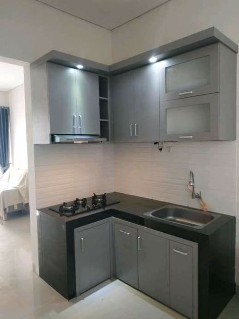 Small kitchen ❤️ - Varsha Furniture Minimalist Kitchen Design L Shape, Small Kitchen Ideas Modern Simple Apartment, Kichen Desine Simple, Kitchen Cupboards Organization, Small L Shape Kitchen Design, Simple Small Kitchen Ideas Indian, Kitchen Set L, Kitchen Cupboard Design, Kitchen Set Minimalist Small Spaces