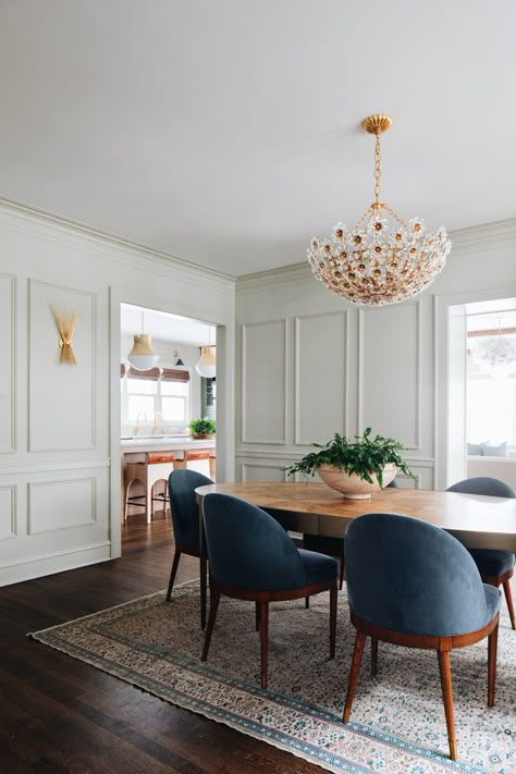 Traditional Dining Room Lighting Ideas and Inspiration | Hunker Traditional Dining Room Lighting, Jean Stoffer, Dining Room Blue, Dining Room Remodel, Traditional Dining, Traditional Dining Room, Luxury Dining Room, The Dining Room, Luxury Dining