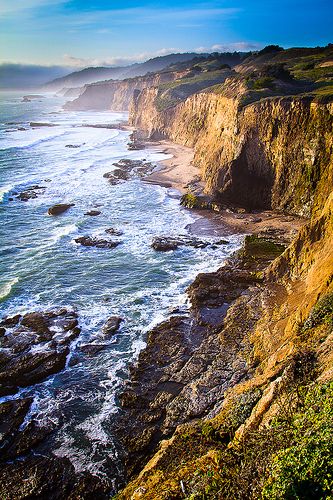 California Coastal Cliffs Coastal Cliffs, Spanish Coast, California Painting, Sea Scapes, American Dreams, Travel California, Dream Weaver, Scenic Photos, Nature Pics