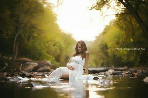 Maternity Photography Water Maternity Photos, Baby Bump Photoshoot, Family Maternity Pictures, Maternity Photography Poses Outdoors, Outdoor Maternity Photos, Maternity Photography Poses Couple, Maternity Photo Outfits, Maternity Photography Poses Pregnancy Pics, Maternity Photography Outdoors