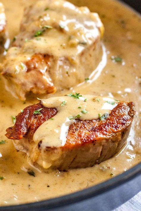 This easy blue cheese sauce is so easy to make with simple ingredients and tastes delicious with pork medallions. Pork Medallion Recipes, Shake Recipes Healthy, Pork Medallions, Blue Cheese Sauce, Date Night Recipes, Pork Loin Recipes, Pork Dinner, Tenderloin Recipes, Pork Tenderloin Recipes