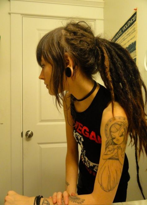 more grunge tats. Goth Dreadlocks, Dread Mullet, Partial Dreads Hairstyles, Dreads Underneath Hair, Partial Dreads Placement, Dreads Inspiration, Partial Dreadlocks, Partial Dreads, Natural Dreadlocks