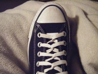 Loop Back Lacing : 6 Steps (with Pictures) - Instructables Shoelace Ideas, Shoe Lace Hacks, Lace Your Shoes, How To Lace Converse, Ways To Lace Shoes, Shoes Hack, Shoe Lace Tying Techniques, Shoe Lace Patterns, Your Shoes