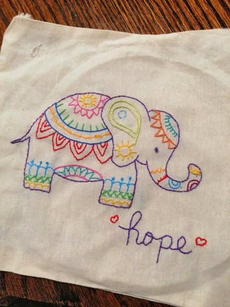 Embroidery Elephant, Diy Embroidery Shirt, Embroidered Elephant, Simple Hand Embroidery Patterns, Clothes Embroidery Diy, Embroidery Lessons, Textile Art Embroidery, Diy Embroidery Designs, Animal Embroidery Designs