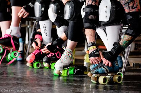 Roller Derby Athletics - They're New But Are They Improved? Roller Derby Workout, Roller Derby Drills, Roller Derby Skates, Derby Time, Roller Derby Girls, Derby Skates, Girls Football Boots, Derby Girl, Simple Questions