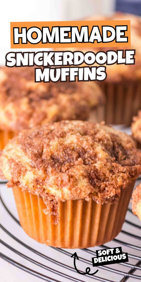 Delicious snickerdoodle muffin recipe Snickerdoodle Muffins Recipe, Muffin Top Recipes, Snickerdoodle Bread, Snickerdoodle Muffins, Vanilla Muffins, Simple Family Meals, Homemade Bread Recipes Easy, Simple Muffin Recipe, Snickerdoodle Cookies