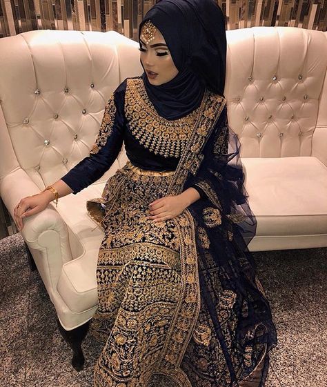 #lehenga #hijab #modest #covered #india #pakistani Hijab With Lehenga, Lehenga Hijab, Indi Clothes, Bridal Aesthetic, Pakistani Wear, How To Wear Hijab, Asian Dresses, Shadi Dresses, Bridal Hijab