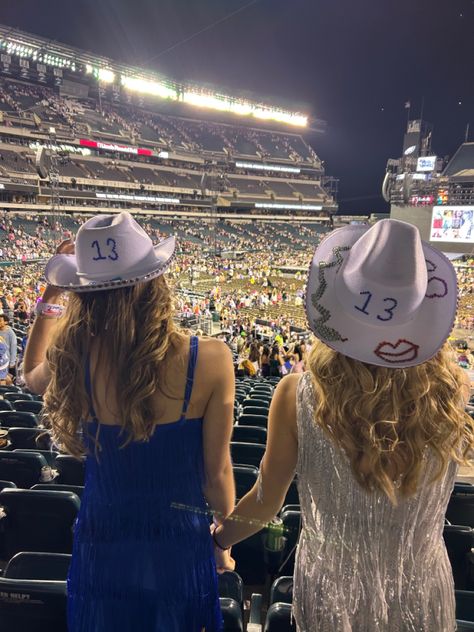 Taylor Swift Cowboy Hat Diy, Eras Tour Cowboy Hat, Cowboy Hat Eras Tour, Cowboy Hat Diy, Tour Costumes, Taylor Swift Eras Tour Outfit, Eras Outfit, Swift Outfits, Eras Tour Outfit