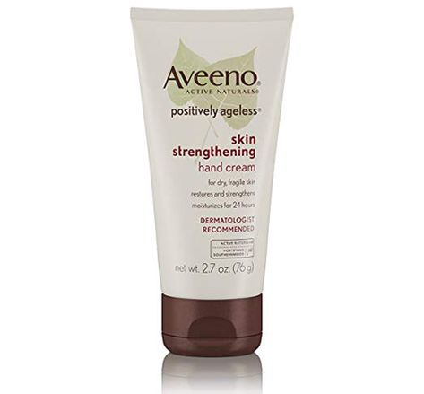 Anti Aging Hand Cream, Anti Aging Hands, Creme Anti Age, Hand Creams, Cream For Dry Skin, Anti Aging Facial, Anti Aging Beauty, Mascara Facial, Skin Care Cream