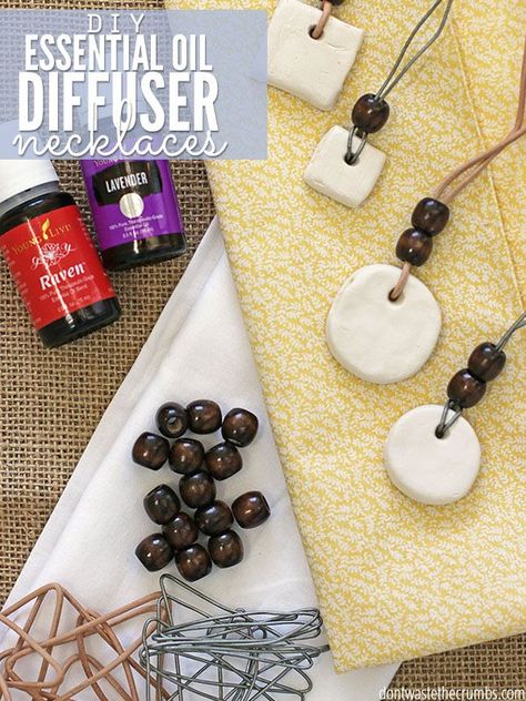 Diy Oil Diffuser, Free Jewelry Making Projects, Diy Essential Oil Diffuser, Essential Oil Jewelry, Diy Essentials, Oil Diffuser Necklace, Essential Oils Gifts, Essential Oil Necklace Diffuser, Diy Oils