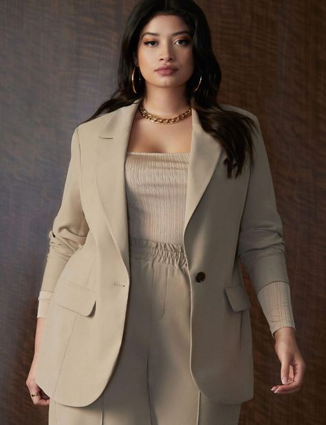 [Ad] Long Line One Button Blazer | Women's Plus Size Coats Jackets | Eloquii #plussizewomensuitswedding Elegant Plus Size Outfits, Formal Attire Women, Plus Size Business Attire, Corporate Attire Women, 2023 Wardrobe, Plus Size Posing, Blazer Plus Size, Women Suits Wedding, Business Attire Women