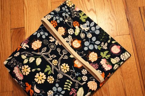 fold-over bag tutorial - Noodlehead Cross Body Bag Pattern Free, Crossbody Bag Tutorial, Cross Body Bag Pattern, Foldover Bag, Custom Handbags, Bag Pattern Free, Sewing Purses, Bag Tutorial, Diy Purse