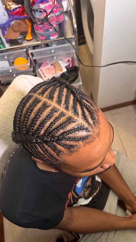 Fishbone braids, braided styles for men Fish Bone Hair Styles, Fish Bone Braids Men, Fishbone Braids For Men, Braided Styles For Men, Fish Bone Braid, Fishbone Hairstyle, Half Braids, Men's Braids, Cornrow Braids Men