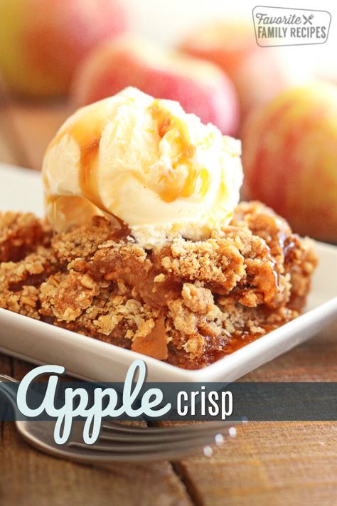 This is a no-frills, easy, traditional apple crisp recipe that can't be beat. Just like the apple crisp the lunch lady used to make back in the good ol' days (but better)! #apple #applecrisp #applerecipe #appledessert #icecream #dessert #traditionalapplecrisp #FavoriteFamilyRecipes #favfamilyrecipes #FavoriteRecipes #FamilyRecipes #recipes #recipe #food #cooking #HomeMade #RecipeIdeas via @favfamilyrecipz School Lunch Lady, Fall Apple Recipes, Apple Crisp Recipe, Cream Dip, Granny Smith Apple, Apple Cobbler, Apple Dessert Recipes, Fried Apples, Lunch Lady