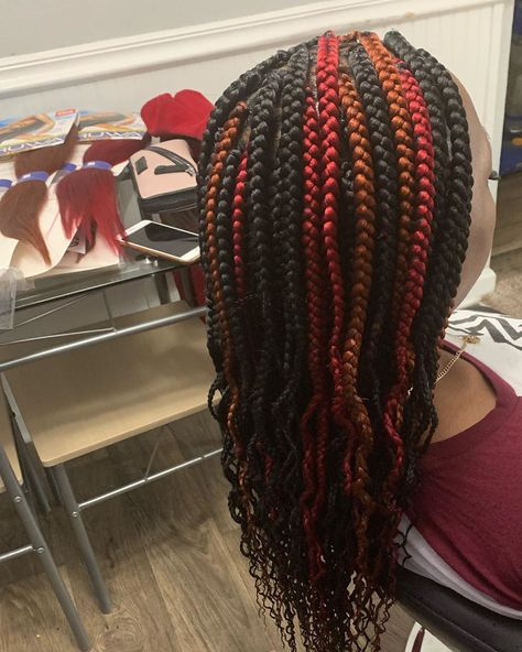 🤑 Renee Reames 🤑 on Instagram: “Box braids ❤️ crimped ends 💪🏾 . . . #triangleboxbraids #trianglebraids #triangleparts #boxbraids #boxbraidstyles #boxbraid #braids #braid…” Crimped Box Braids, Ugly Braids, Box Braids, Women's Style, Natural Hair, Natural Hair Styles, Dreadlocks, Braids, Hair Styles