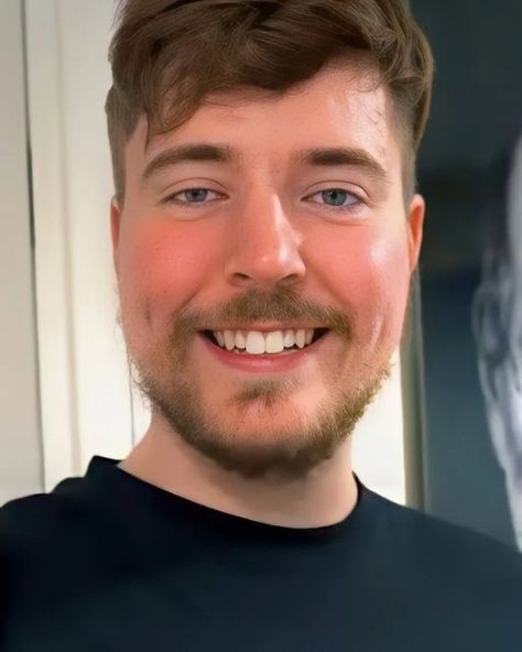 MrBeast on Instagram: "There's nothing better than a smile from the person we love 💜🥰" Mr Beast Selfie, Mr Best, Jimmy Donaldson, Simple Bun, I Want You Forever, Silly Goober, Mr Beast, Beast Wallpaper, Mr. Beast